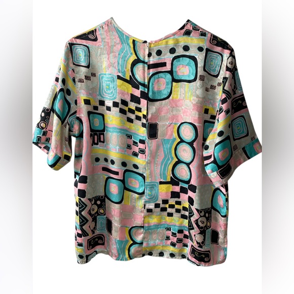 Vintage Colorful Geometric Patterned Top - Picture 3 of 6